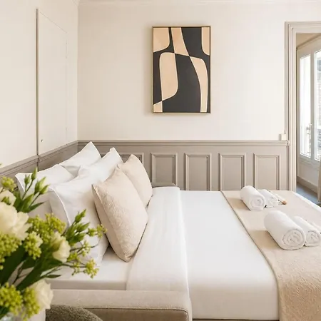 Trocadero - Elegant With Lift Apartmán